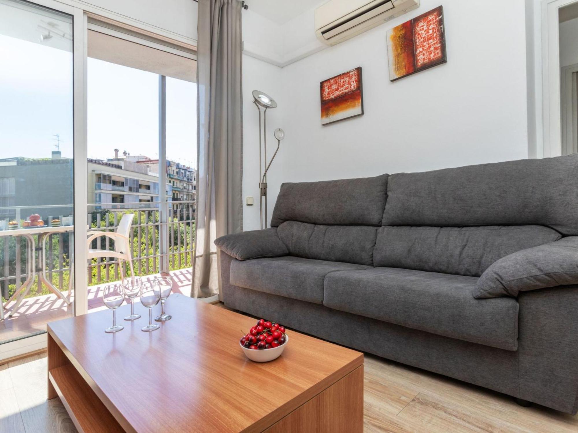 Apartment Eixample Esq Rocafort Diputacio By Interhome Barselona Dış mekan fotoğraf
